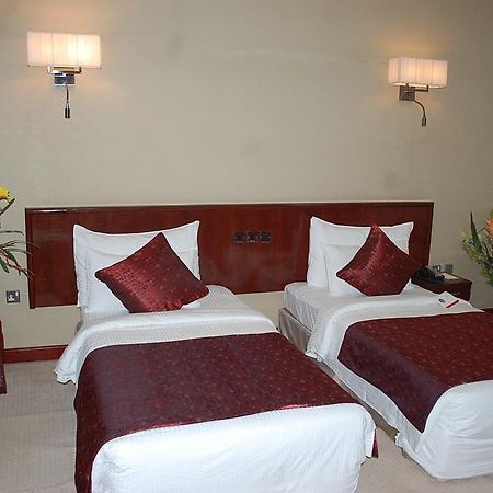 Chelsea Hotel Abuja Habitación foto
