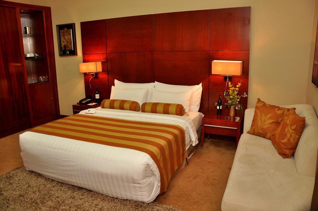 Chelsea Hotel Abuja Habitación foto